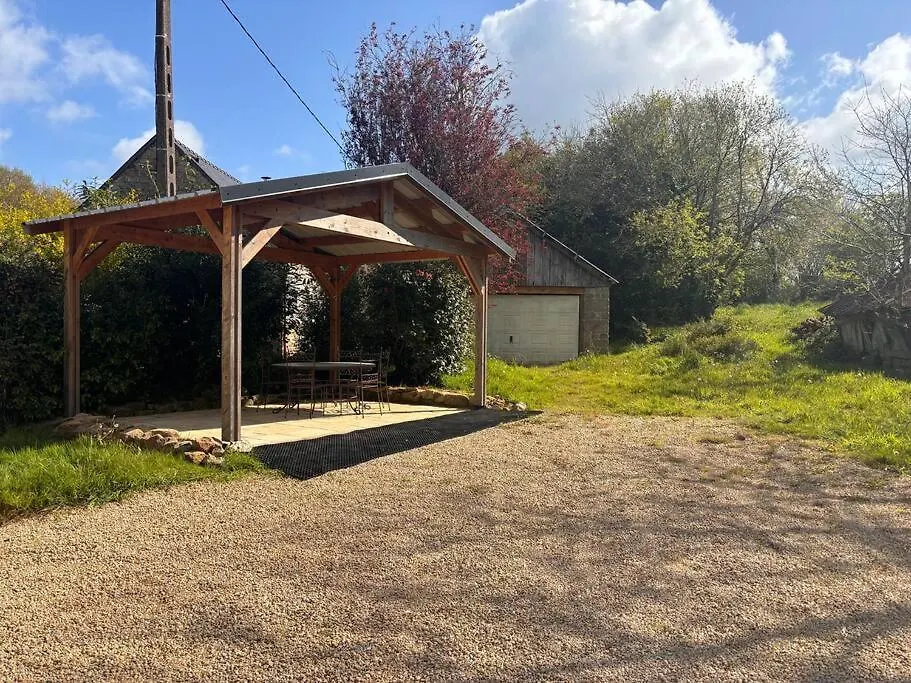 Maison Dans La Campagne Bretonne Glomel