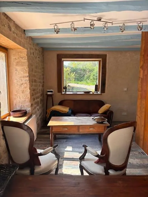 Maison Dans La Campagne Bretonne Glomel
